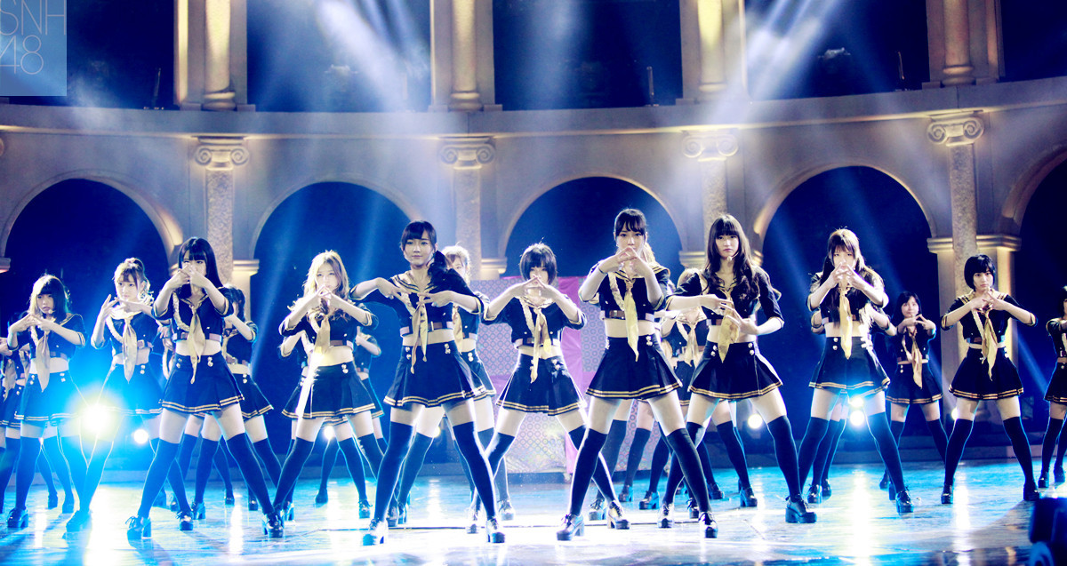 SNH48《中国达人秀》年度达人夜开场秀精彩美照